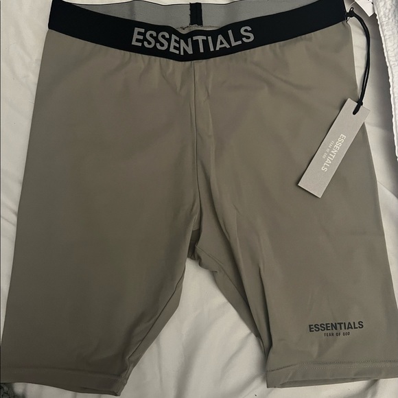 NWT - FEAR OF GOD - ESSENTIALS BIKER SHORTS MOSS - Picture 1 of 5